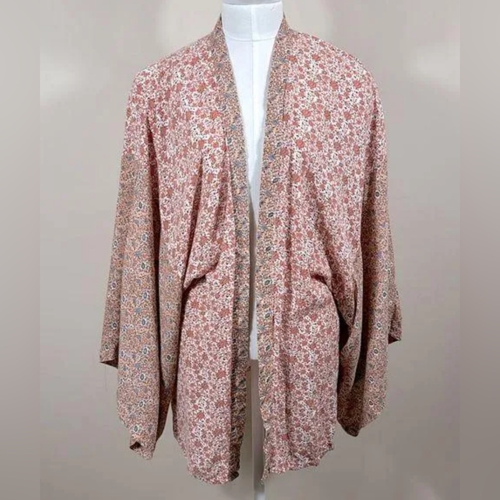 NWT Boho Chic Floral Open Front Kimono